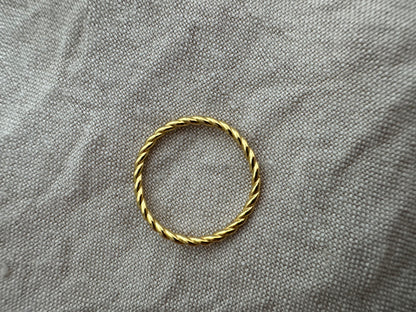 Emma Twist Ring - FAULTLINE THE LABEL 