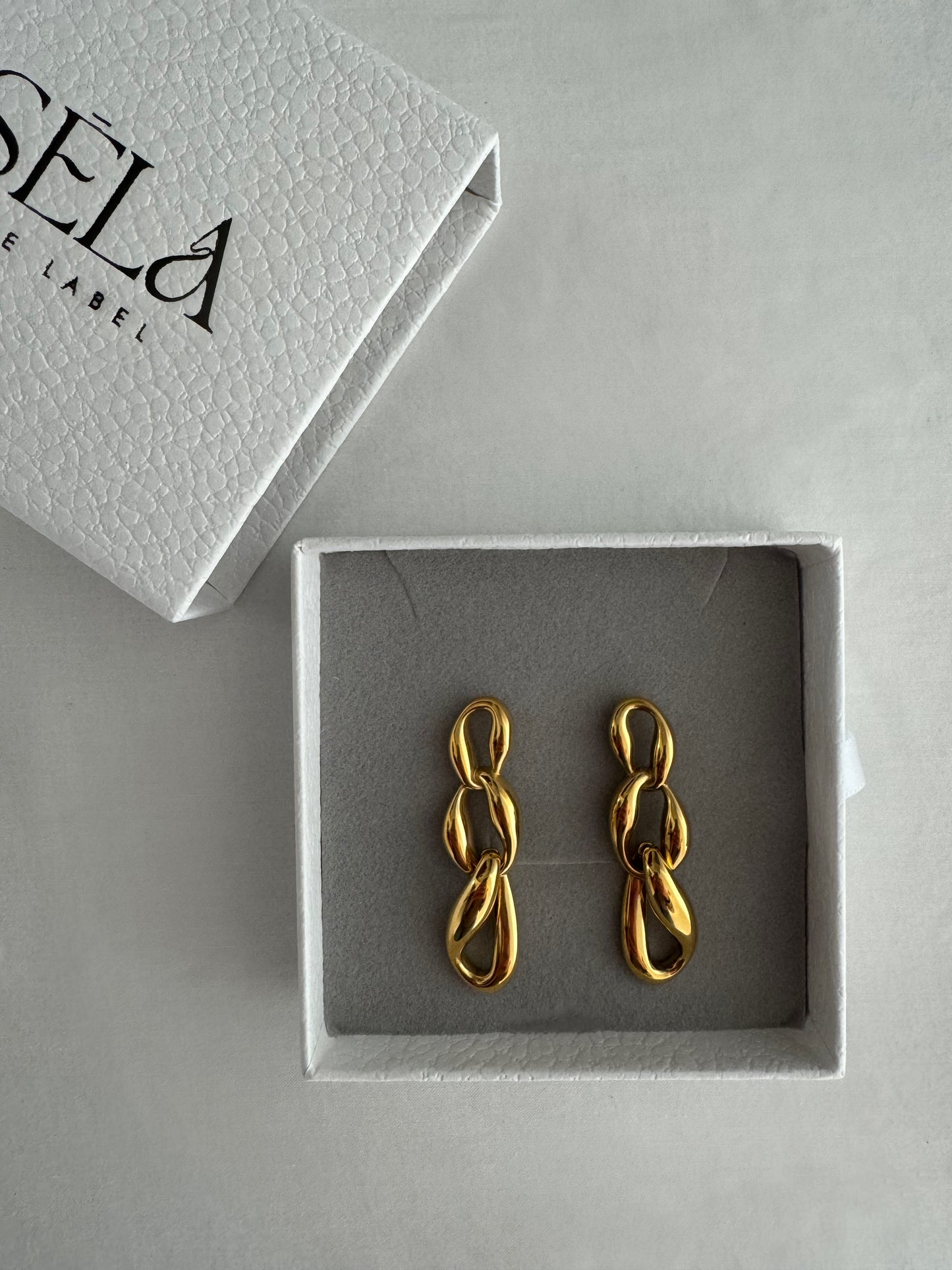 Emma Earrings - Gold