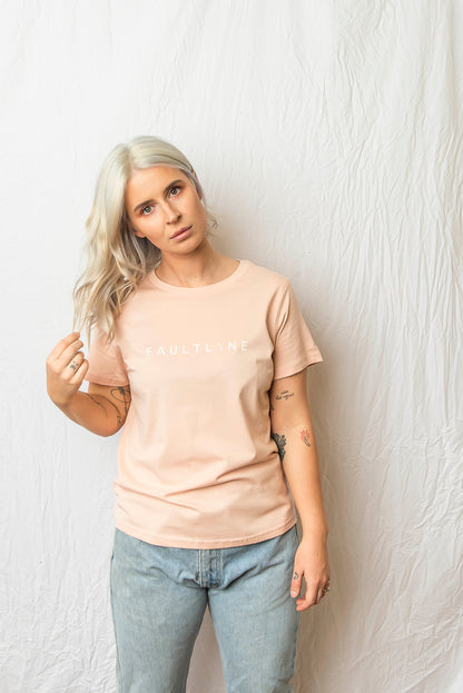 Woman's Basic Tee Soft Pink - FAULTLINE THE LABEL 