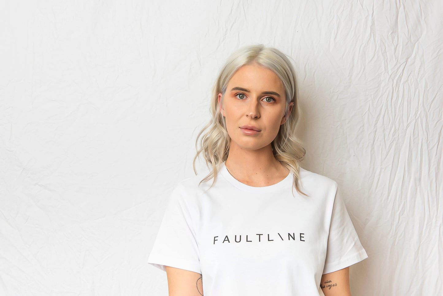 Woman's Basic Tee White - FAULTLINE THE LABEL 